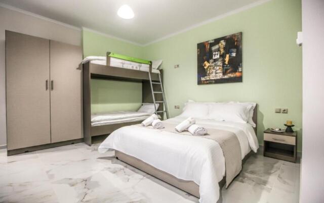 Del Sol #1 Meteora Luxurious Family Suites