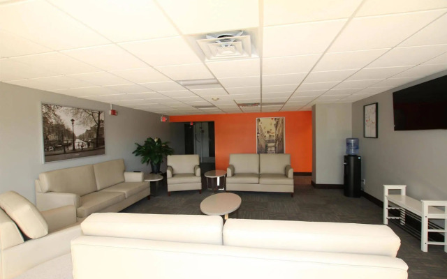 Radisson Hotel Southfield-Detroit