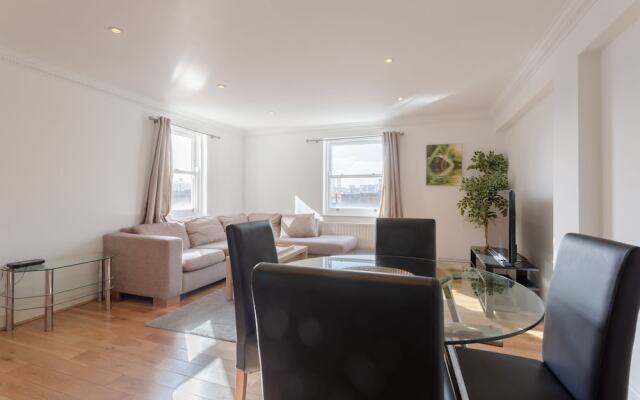 Comfortable 2 Bedroom Apartment By Earls Court