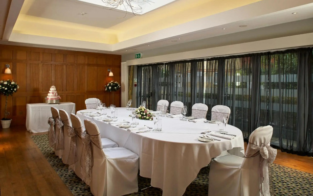 Mandolay Hotel Guildford