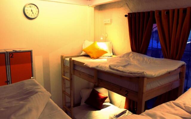 Cohostel