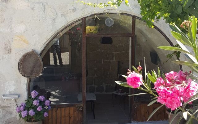 Whisper Cave House