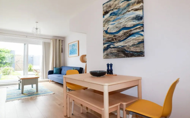 6 Ocean Heights