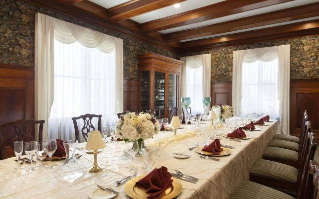 Hayes Mansion, San Jose - Curio Collection by Hilton