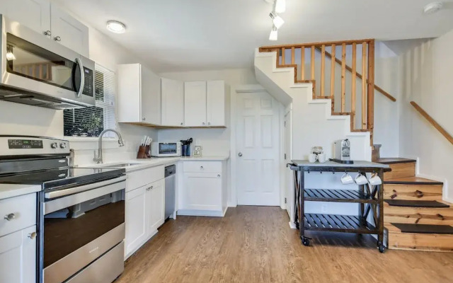 The Arrive Authentic Cozy - 1 Br Cabin