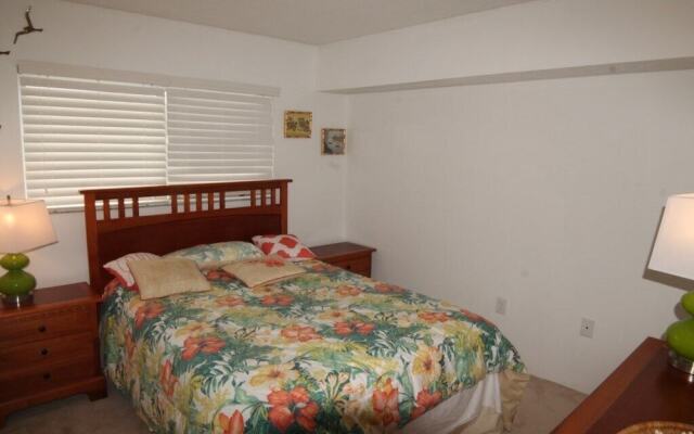 Pelican Inlet C218 2 Bedroom Condo by RedAwning