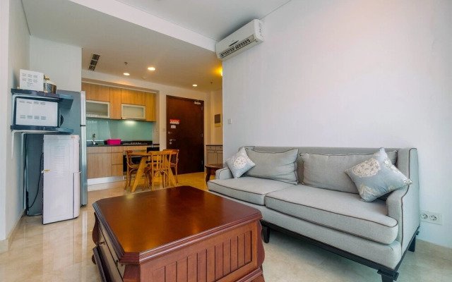 Cozy 1BR with Workspace at Setiabudi Skygarden Apartment