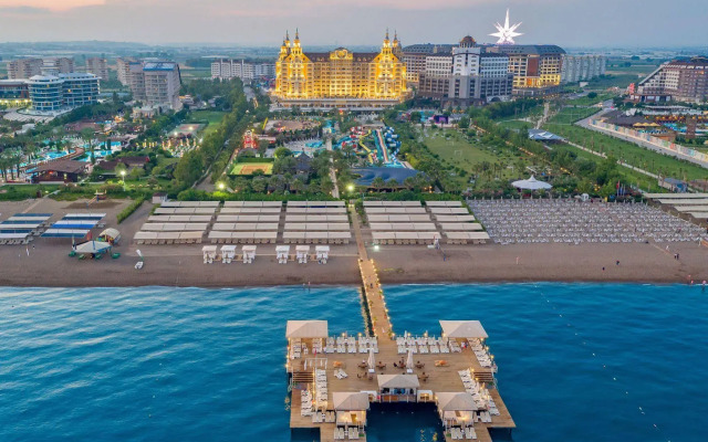 Royal Holiday Palace