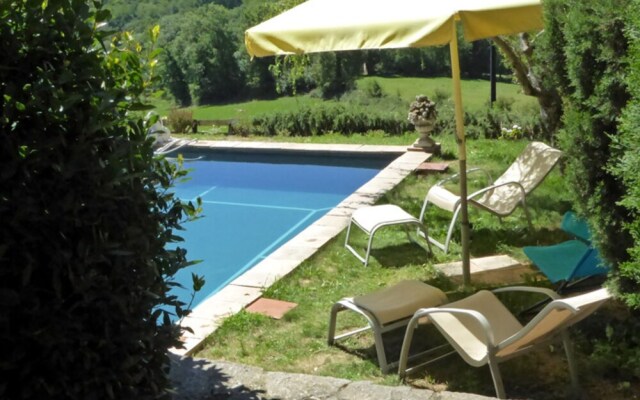 Chambres dHôtes Au Château