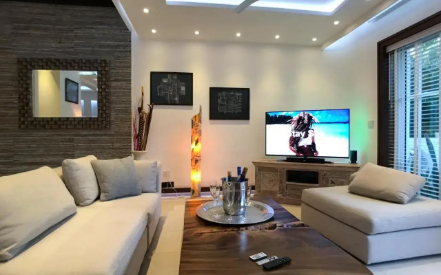 Luxueux Duplex 2mn plage,5e Av, Centre Touristique