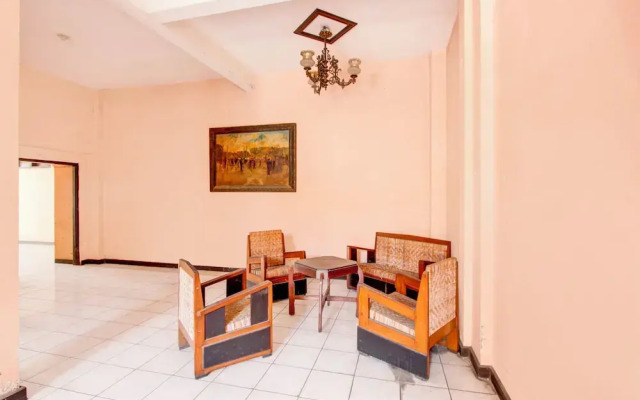 OYO 1751 Hotel Trihadhi