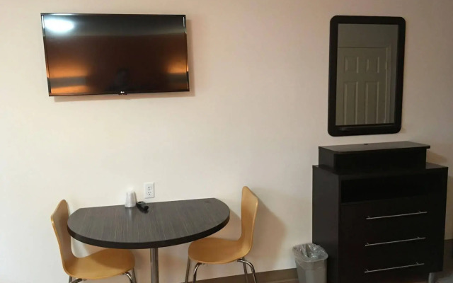 Motel 6 Greenville, SC