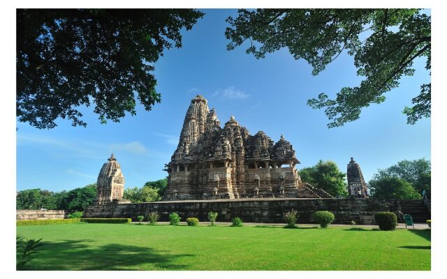 Hotel Chandela Khajuraho