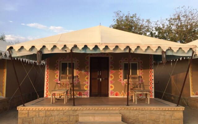 Desert Glamping