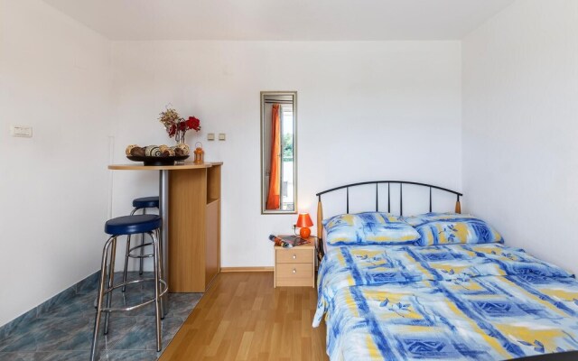 Stunning Apartment in Fazana With Wifi and 1 Bedrooms