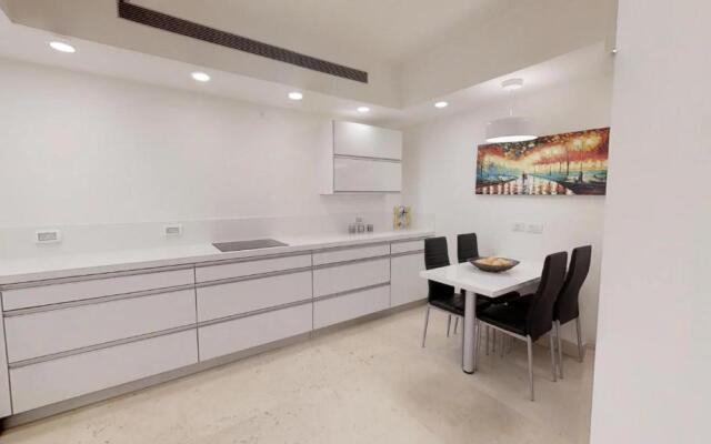 Rental Israel-Mamila Residences 16