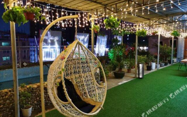 Disi Premium Hotel (Shenzhen Longdong Subway Station)