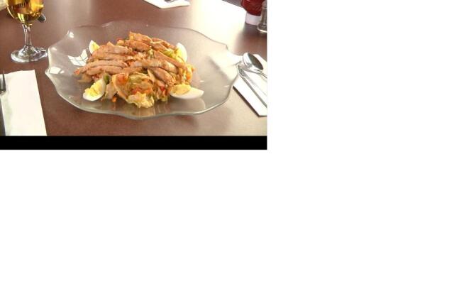 Hill Top Motel & Restaurant