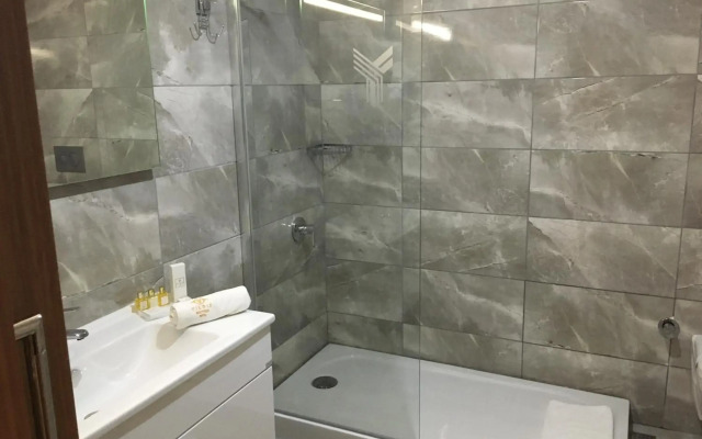 Yildiz Life Hotel
