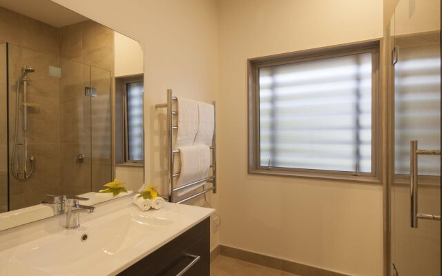 22 Hallenstein Apartments by Staysouth