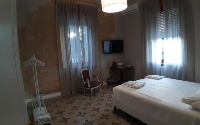B&B Suite 44