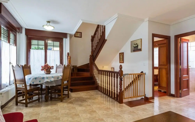 Exquisite Holiday Home in Carasa With Private Garden