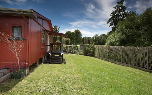 LKNZ Lodge & Cafe