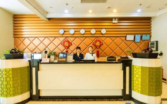 Yunchuan Lijing Hotel (Zhumadian Wenming Avenue Experimental Primary School Branch)