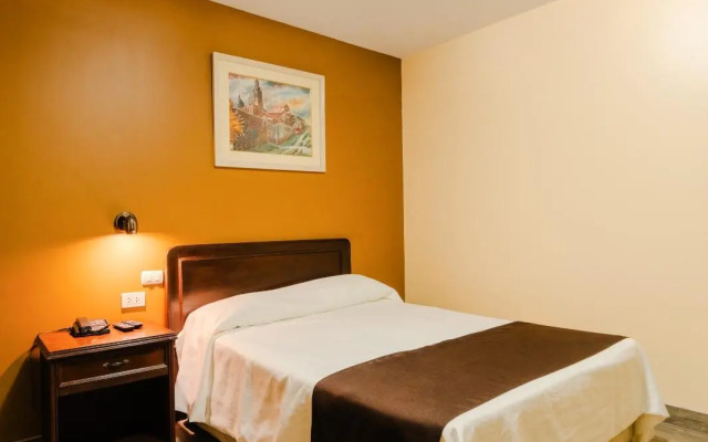 Cesar's Hotel La Merced