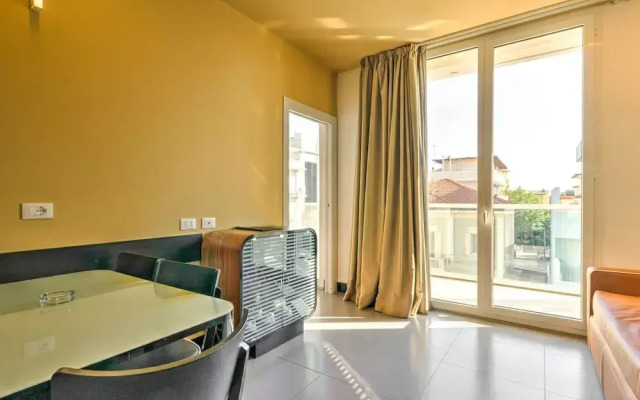 Modern Apartment in Rimini Italy with Hot Tub