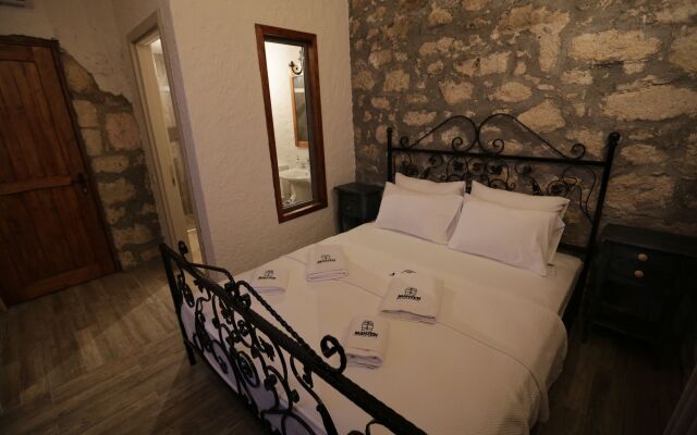 Mahzen Alacati Butik Otel
