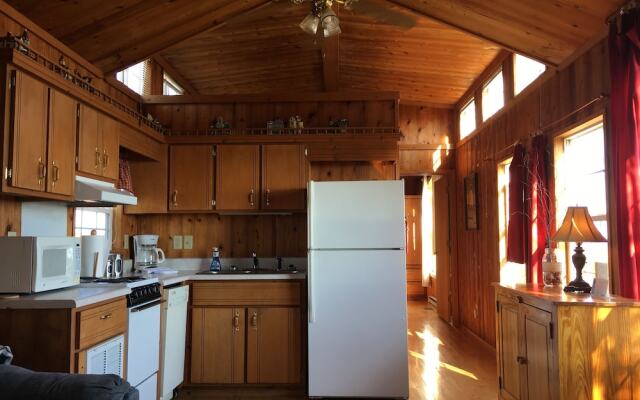 Black Walnut Point Inn