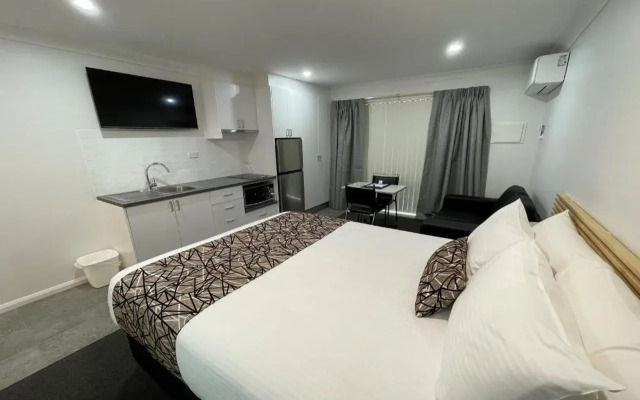 Zig Zag Motel