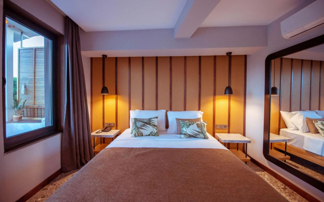 Arwen Hotel