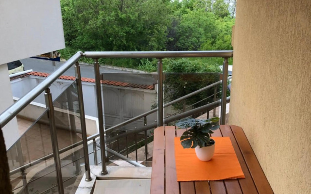 Апартамент 10