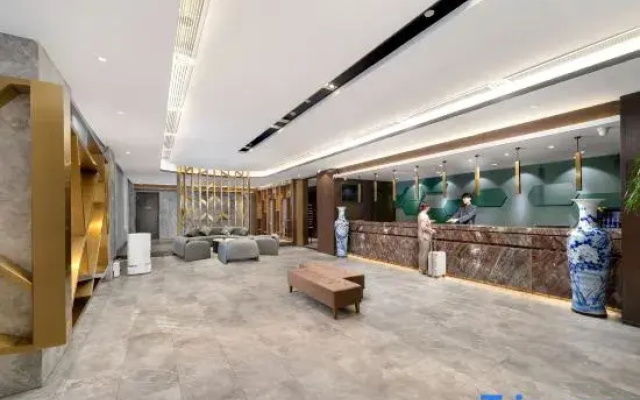 Yitel Premium (Harbin West High-speed Railway Station Wanda Plaza)