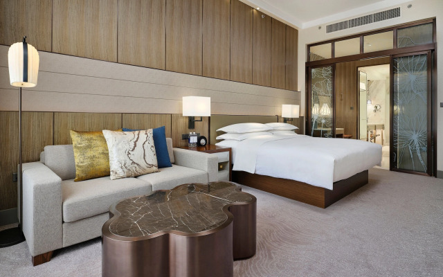 Sheraton Saigon Grand Opera Hotel