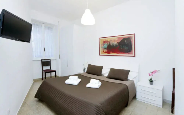 Vatican - WR Apartments