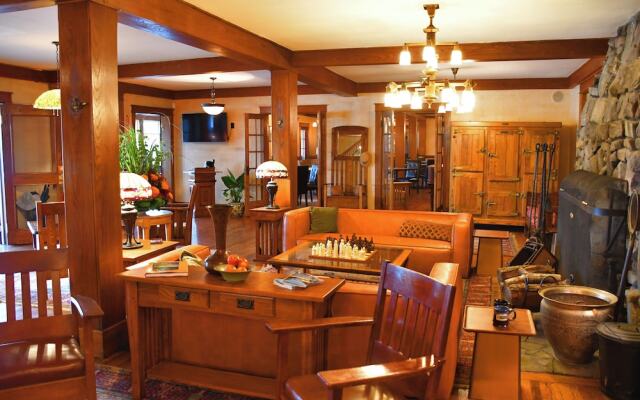 Chestnut Inn at Oquaga Lake