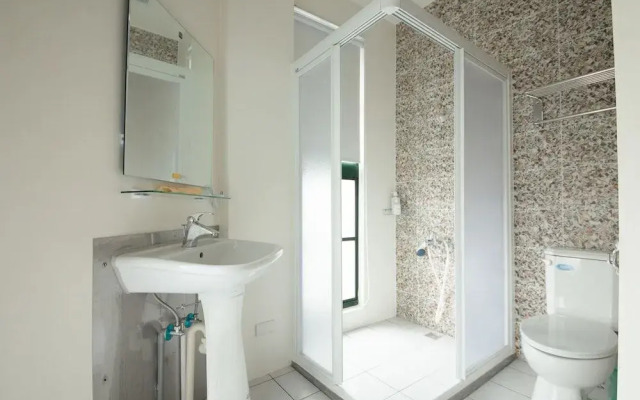 Jia-Jia Business Hotel