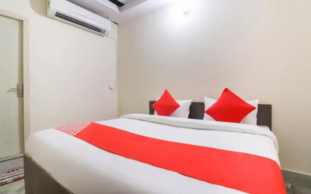 OYO 62711 Krishna Residency