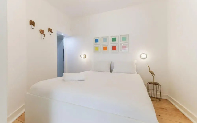 Castelo Premium II by Homing