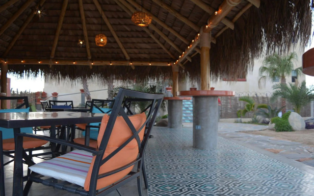 Tortugas Cerritos Beachfront Hotel