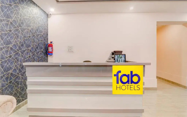 Fabhotel Silver Stone Inn