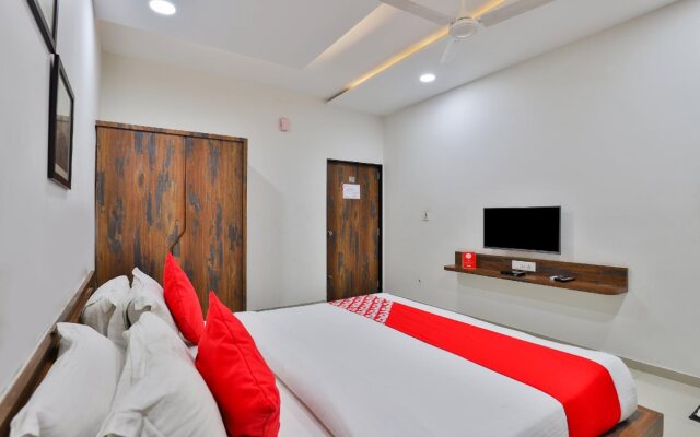 The Grand President By OYO Rooms