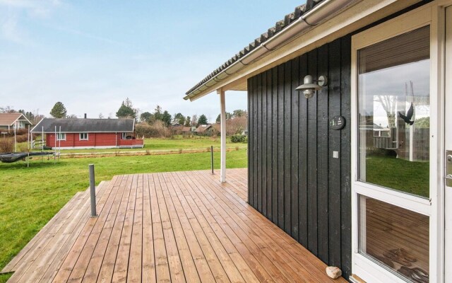 6 Person Holiday Home in Glesborg