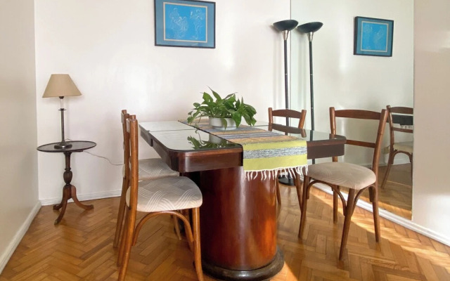 RentUp-Elegancia con balcón. Recoleta