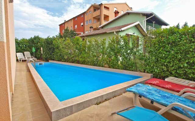 Apartments Arsen 928