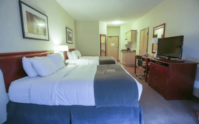Lakeview Inns & Suites - Fort Nelson