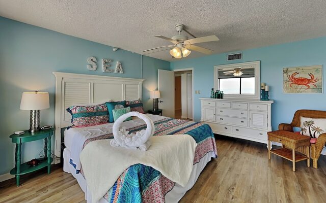 Ocean Sands 1002